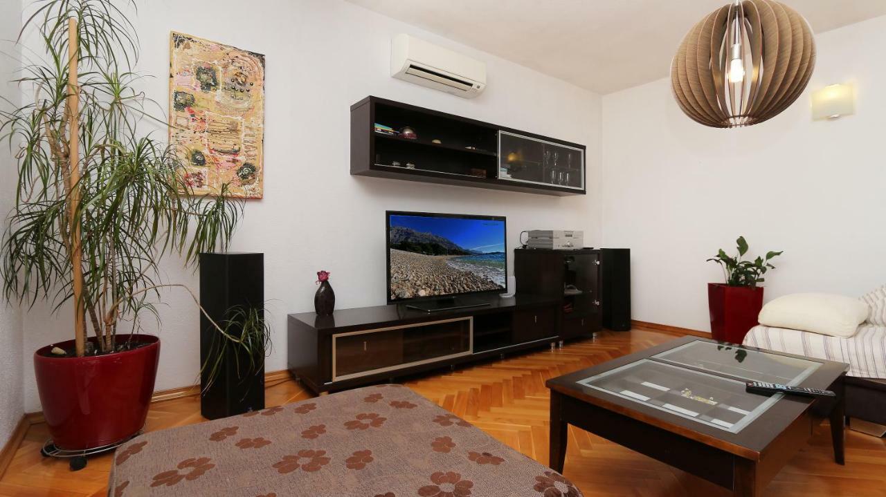 House Lipo Hotel Makarska Exterior photo